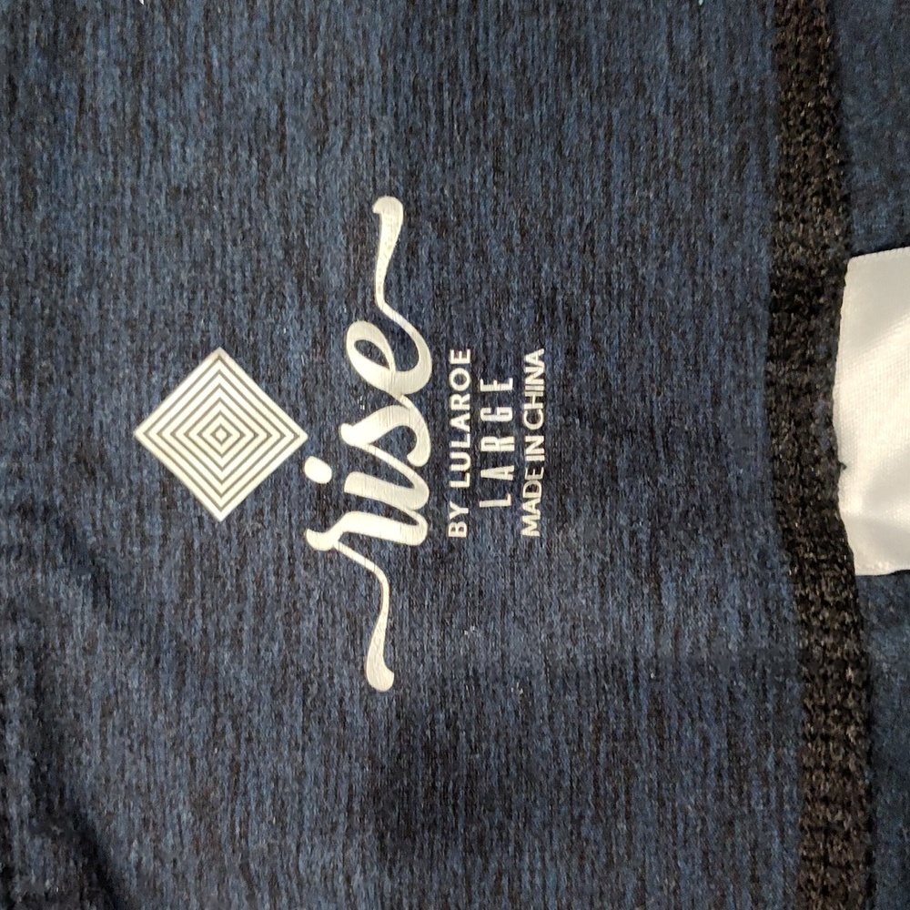 Lularoe Fearless Heathered Navy Blue Crop Leggings Lotus Material Size Large - Picture 3 of 7